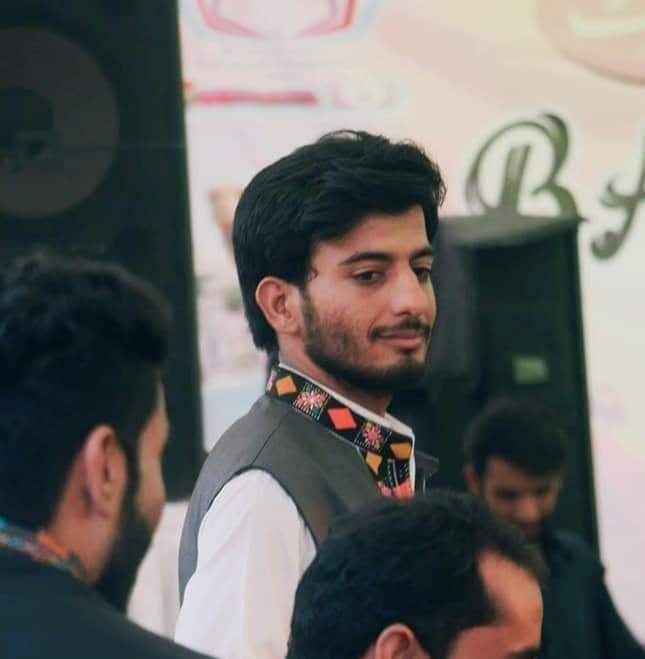 Haidershowaz's tweet photo. Not only Hayat is Murdered but books are,  education is, life is and Peace is Murdered. 
#JusticeForHayatBaloch https://t.co/2qWjtZ4qCP
