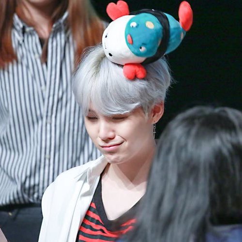 LOOK AT THAT SMILE IM NOT OKAY