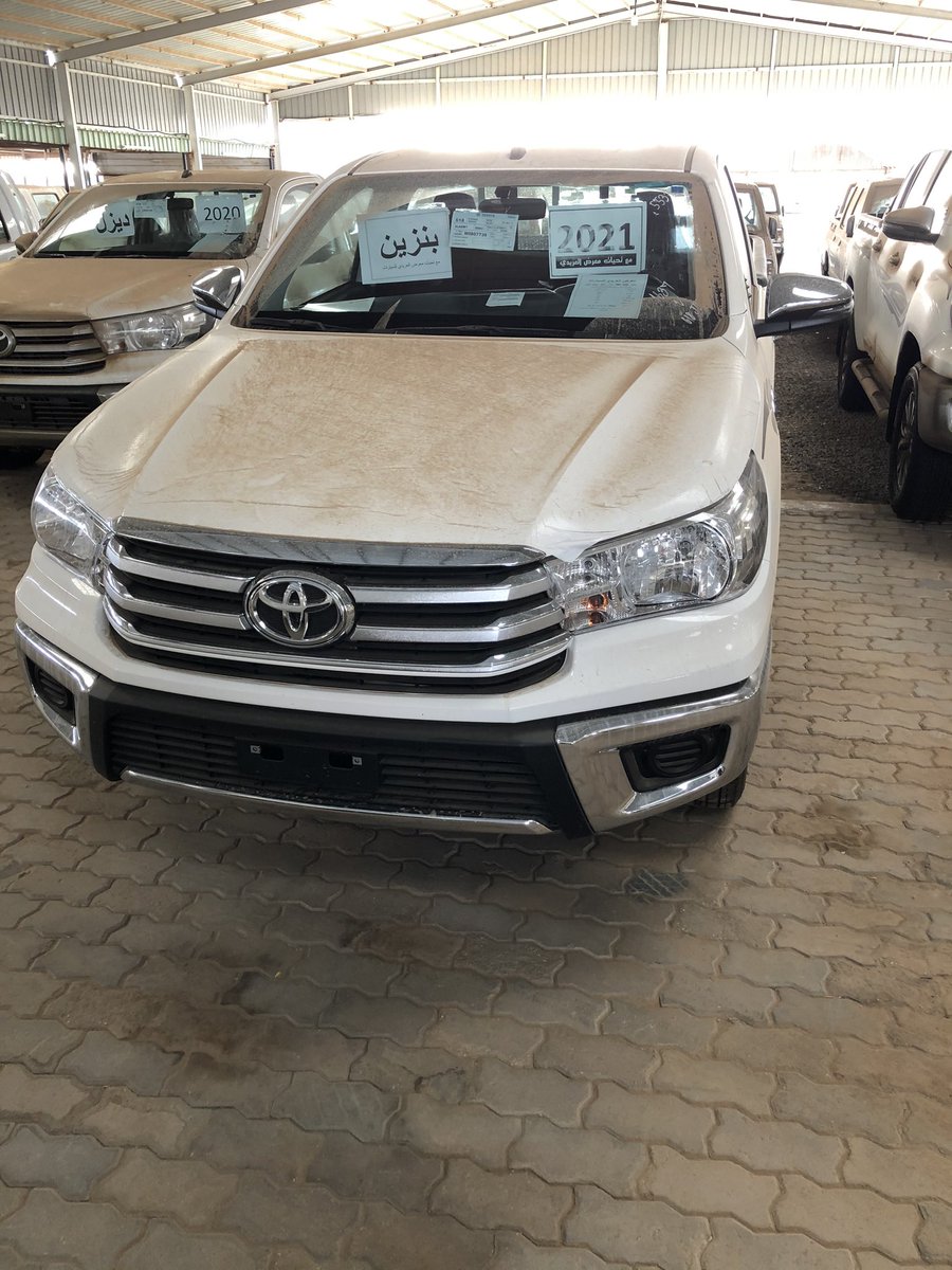 متوفر هايلكس غمارة بنزين GLX 2021 بطاقة جمركية