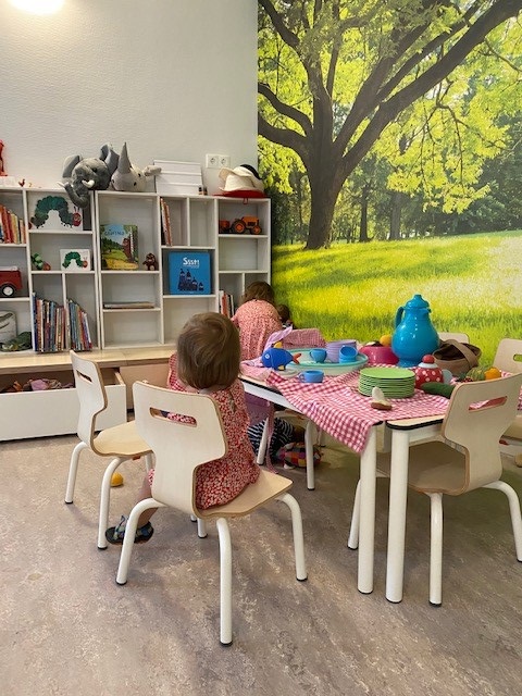 Het eerste Integrale Kindcentrum in Stad heeft een nieuw gebouw! Vanaf nu krijgen kinderen van IKC Borgman Ebbinge opvang van <a href="/OverSKSG/">SKSG</a> en onderwijs van ons op deze plek, alles geïntegreerd, met speelse ruimtes en een avontuurlijke tuin! Interesse? 
👉 ikcborgman.nl/ebbinge/