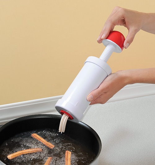 TuBetterware's tweet photo. Fabrica de Churros $199

Haz tus propios churros sin salir de casa de una manera rápida y profesional con la Fabrica de Churros #Betterware, ideal para esas tardes con antojo de un postre.

Pide este producto conmigo.

👉 Mándame mensaje. https://t.co/mwiOc3u2CM