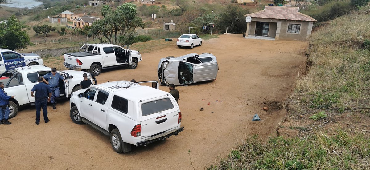 _ArriveAlive's tweet photo. Tracked vehicle leads to chop shop in Inanda https://t.co/ODFS3oTHGr
#ArriveAlive #TrackedVehicle #ChopSop #RUSA https://t.co/OSIHZVJOL1