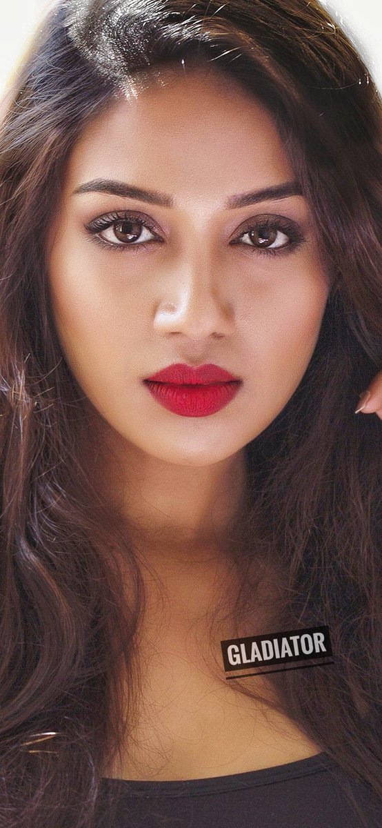BvvsRahul's tweet photo. @TheDevasena 😋😋 https://t.co/TYOZ9hTRs9