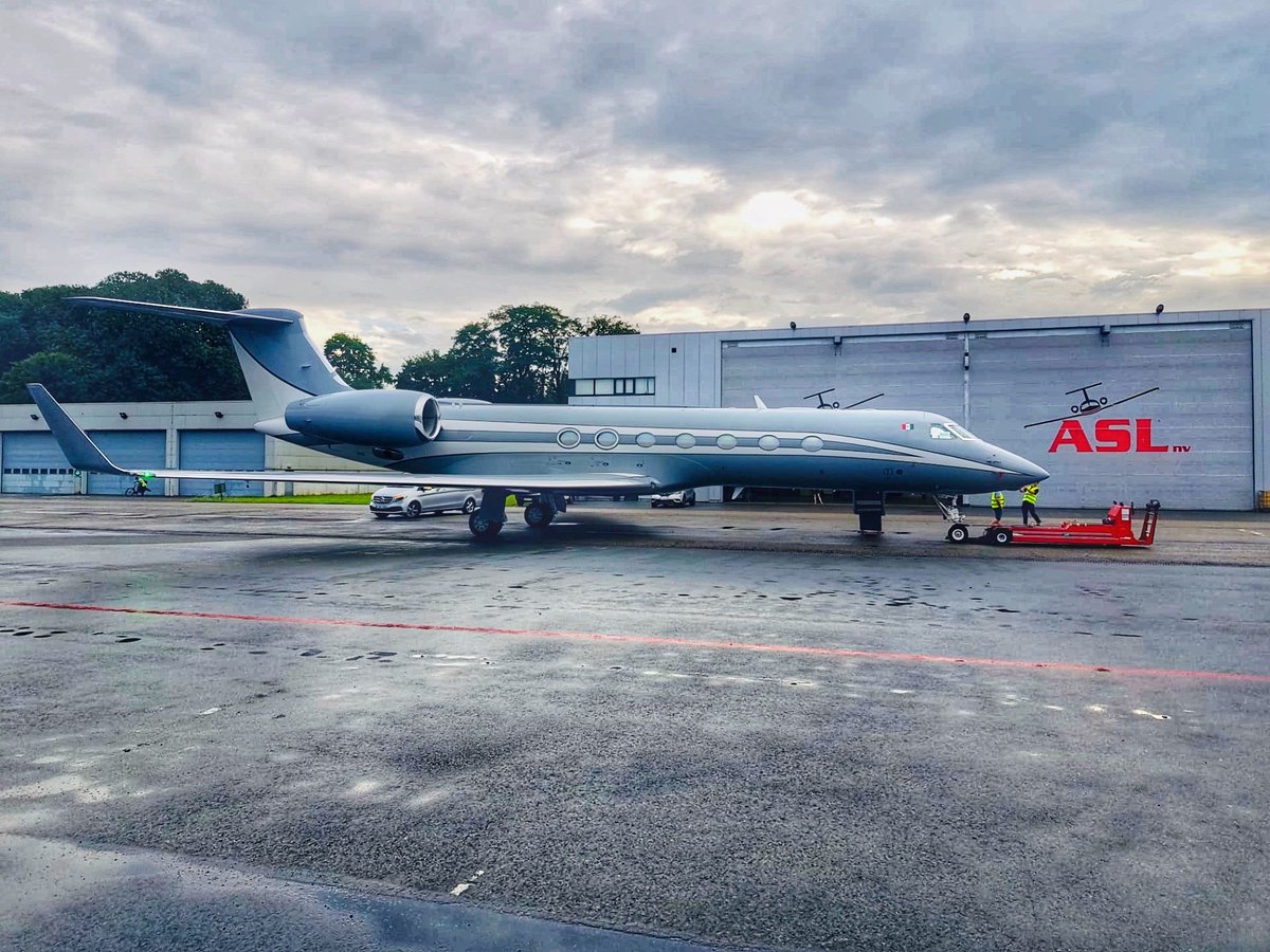 ASLGroup's tweet photo. Very happy to welcome this gorgeous #Gulfstream #G550 in our new #hangar and as fixed client for our #JetHandling FBO division!
@AntwerpAirport @gulfstreamaero
#groundhandling #fixedbaseoperator #aslgroup #asljethandling #hangar #newclient #businessaviation #privatejet https://t.co/X8oFeDY3ob