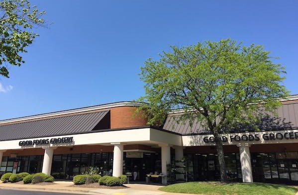 Bon Air specialty grocery store plans $1 million expansion. richmondbizsense.com/2020/08/17/bon… #RVA <a href="/GoodFoodsGrocer/">Good Foods Grocery</a> <a href="/hillphoenixinc/">Hillphoenix</a>