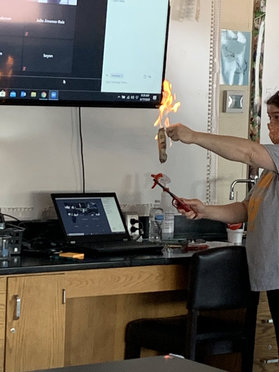 anthony_goad's tweet image. @PioneersRidge Ts “burning money”, all 3 classes synchronized- in class and    virtually! Now that’s collaboration!  #HCSScience @hamcoschools @elayne_s22