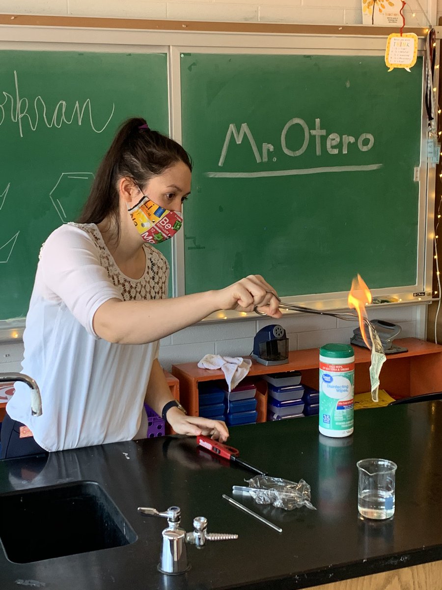 anthony_goad's tweet image. @PioneersRidge Ts “burning money”, all 3 classes synchronized- in class and    virtually! Now that’s collaboration!  #HCSScience @hamcoschools @elayne_s22