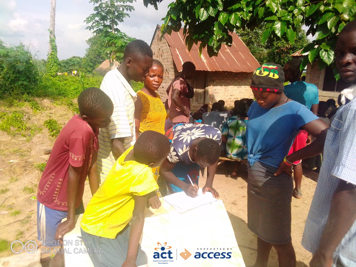 Angelfoundatn's tweet photo. Angel Support Foundation and DevtrainCEDI with funding from ACT Foundation are facilitating communities in 6 Council wards of Makurdi LGA, Benue state, mitigate the negative impact of climate change.
#CLCAPII
#ACTFoundation
#DevtrainCEDI
#ASF
#Givinghope https://t.co/lnTf1Xg2cT