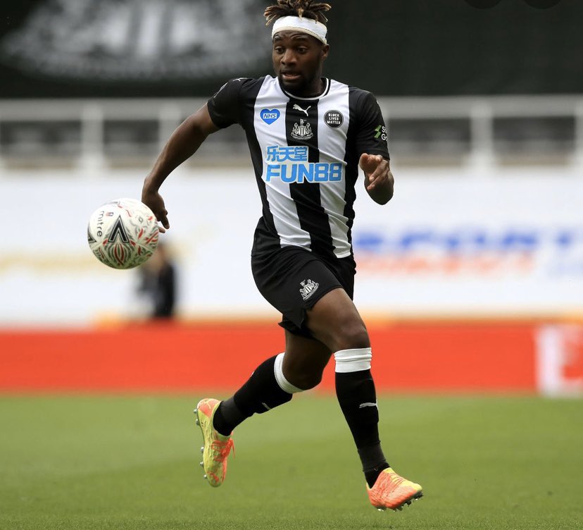 {Thread}So it looks like a lot people is having either Armstrong or ASM in their FPL teams so far. Both is priced at £5.5 in this years FPL.This is a short thread that hopefully will show you who is the better option of the two. Lets go! #FPLCommunity  #FPL ....