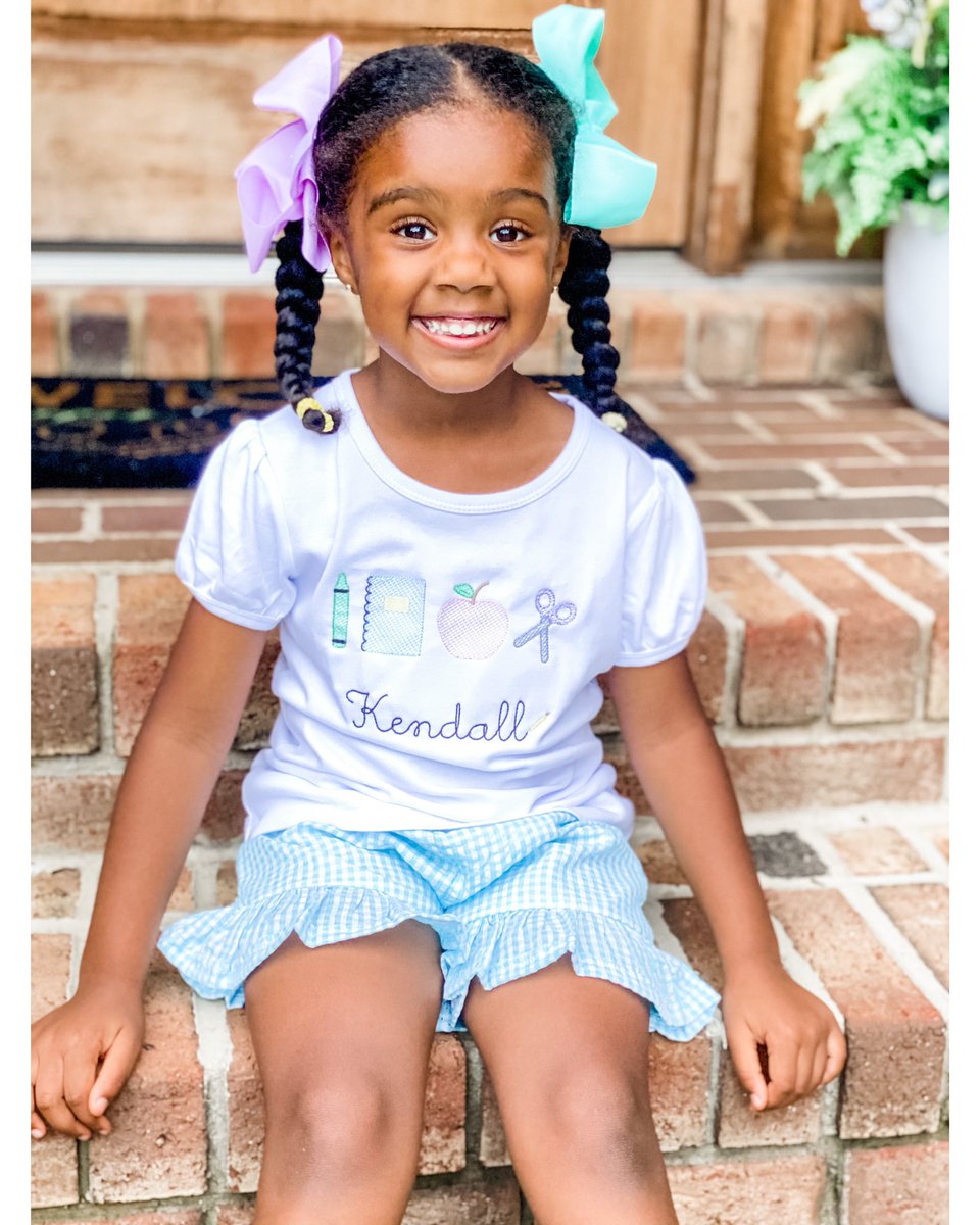 JustCHillMD's tweet photo. A day of firsts! #kindergarten @CombsKGators #seondgrade @combs2nd @WCPSS @wcpssmagnets @CombsCatchUp Looks like they’re ready for their #newnormal @oakvillageacademy to do their “virtual learning” This #mommydoc #anesthesiologist wishes them best of luck! https://t.co/7LqwNePhjE