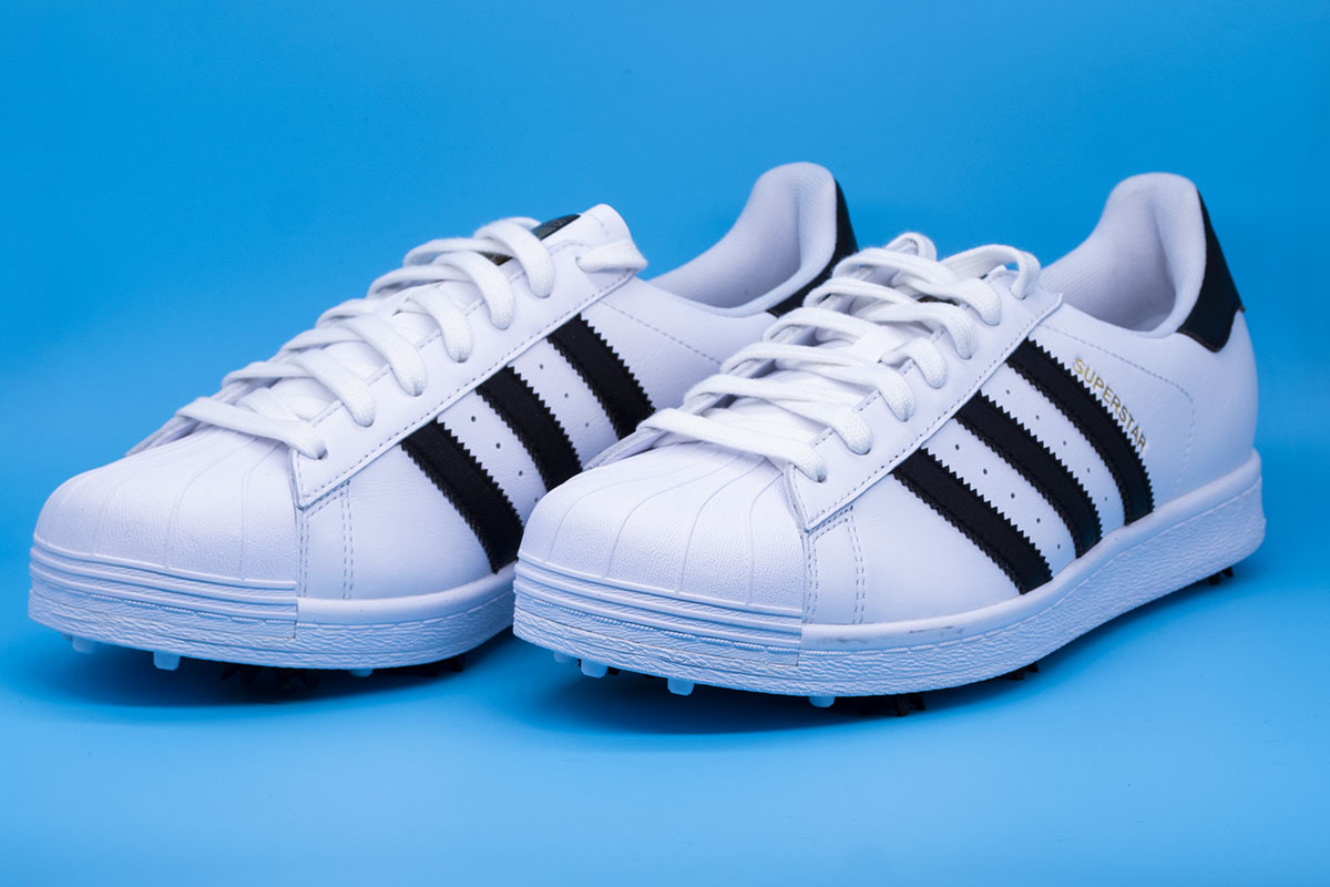 MyGolfSpy's tweet photo. OK, golfers who wants a pair of these?

 Limited-Edition @adidasGolf Superstar

DETAILS: https://t.co/zkbp1EtvBS https://t.co/oqGnZXaMMs