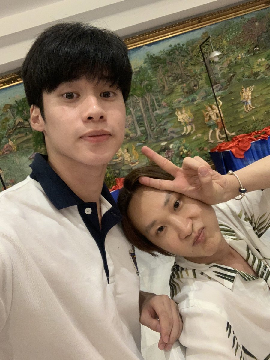 peakpeemapol's tweet photo. คิดถึงจุงงง @bplannnnn @aloneww https://t.co/Mi5NUcaAbh