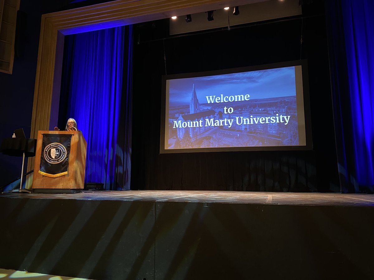 Kicking off 2020 New Student Orientation 💛💙 #MoMentUm #MountUp