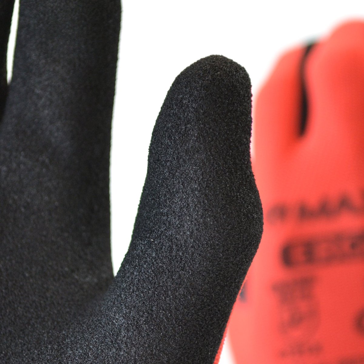 protradeuk's tweet photo. New #Maxitek Ergo 1 is an extremely comfortable glove, with advanced nitrile foam coating for unrivalled grip of wet or oily items along with superior grip in dry conditions.
Nitrile also enhances hand protection & significantly prolongs service life.
👉🏽 https://t.co/tuh6mH2hfU https://t.co/bFLqgfUxYG