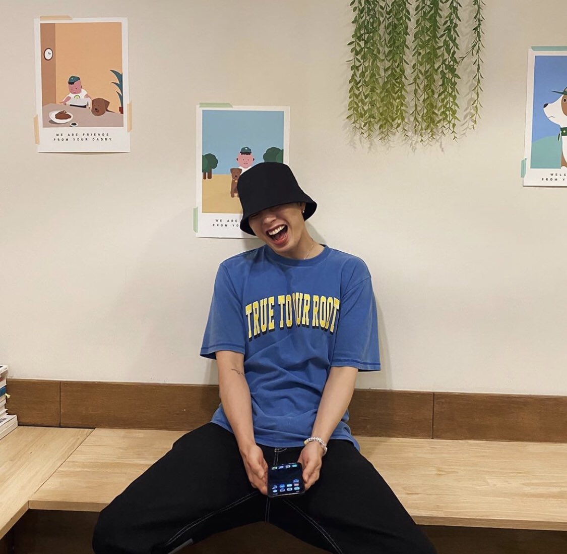 portalkhiphop's tweet photo. ✨ BIGONE ✨
#BIGONE #VISMAJOR #KHIPHOP https://t.co/zTshiUlIAt
