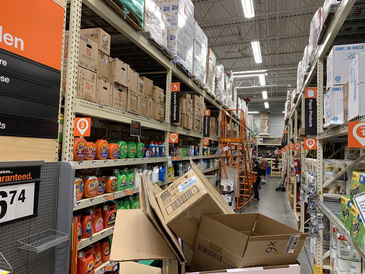 The leadership team of the #snohomishsalestrain is getting a jump on that D28 pack down after an amazing weekend of sales! No out left untouched! #InstocksBestInThePacNW @TracieD317 <a href="/BlankenshipSB/">Shawn Blankenship</a> @DerekLarsenHD