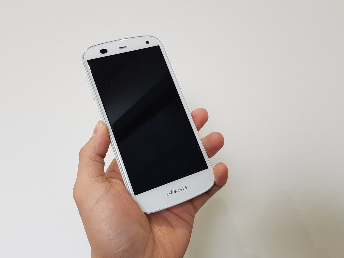 オーツ O Tsu Arrows A 301f バッテリーの持ちが良くて全体的にかなり使いやすいスマホだった Ipod Touchを数年使い Iosに飽きたので ホーム画面いじりたい 初スマホはandroid 初めてのスマホ
