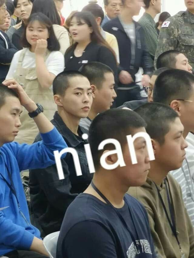 👀