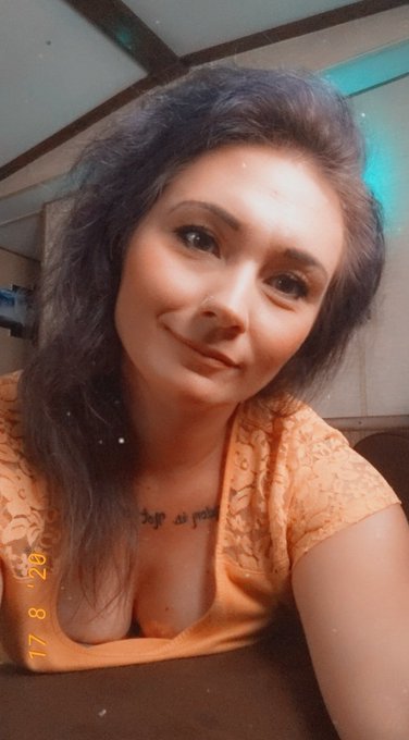 Snapchat: https://t.co/1bN4sL3gKs https://t.co/sUdYRKr5b0<a href="/tag/trump2020"class="tags"><span>#trump2020</span></a>