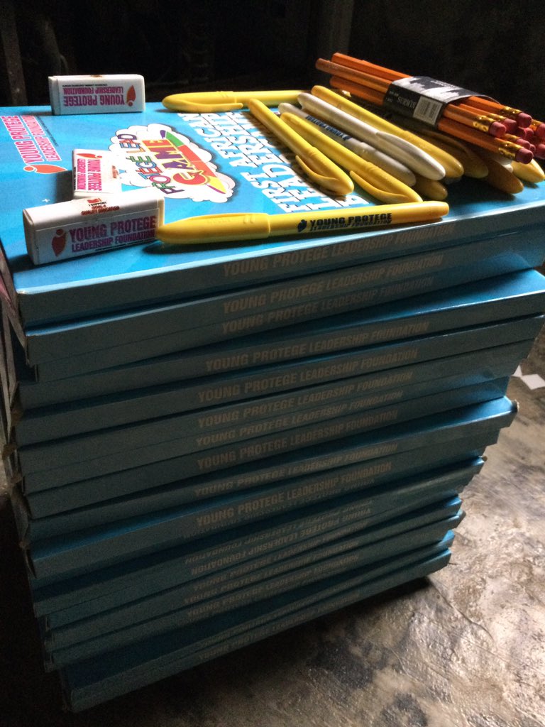 michaelakinnike's tweet photo. It’s going to be my birthday soon and giving out @YoungprotegeLa to children in Ibadan through @deelivia5 

I hope they all fulfill their leader potential #protegeleadgame https://t.co/nsMXOw0kDb