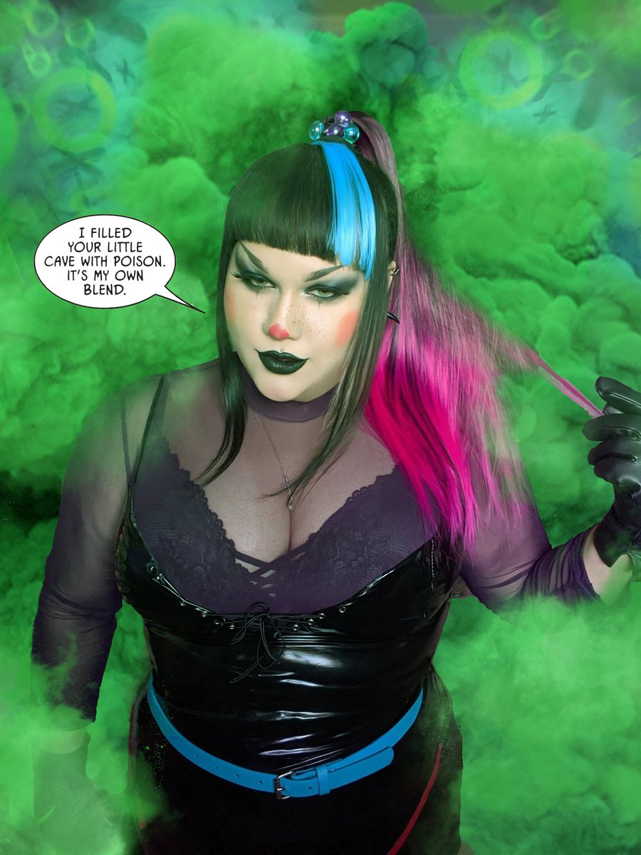 NoirFX__'s tweet photo. Little recreation of one of Punchline's panels in Joker War Pt. 1 (aka the last thing you see before Punchline dabs on u) 💜☣️💚 She's so cute, I love her. 😤 Thank you v much @thekillingdraik for the edit! The little X's and O's at the top are such a nice touch. #teampunchline https://t.co/1ZHIfDuCMU