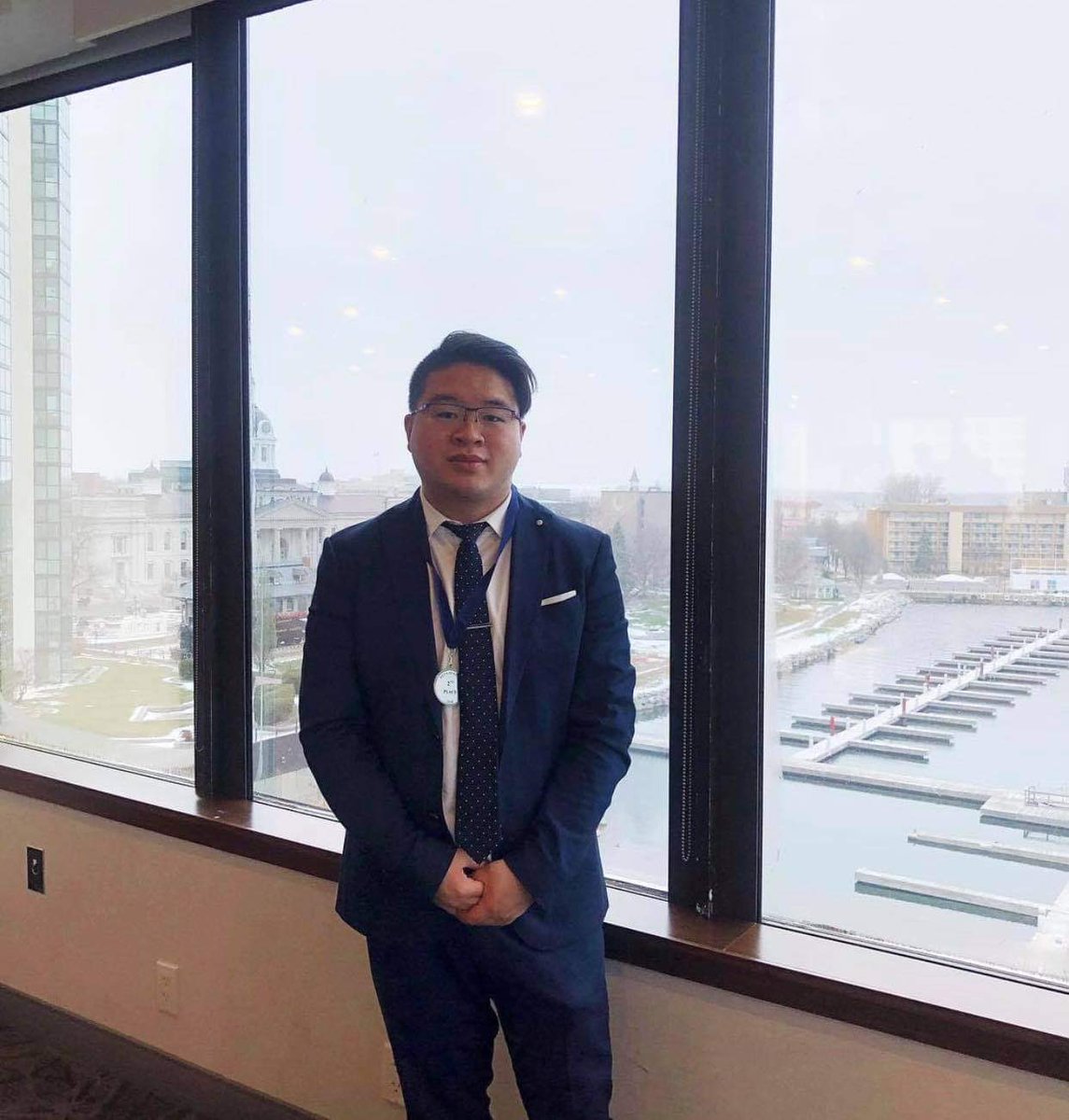 sprottsmsa's tweet photo. Here is our VP Outreach Jeremy! "Hello I am Jeremy Cheung. This is my 4th year at Sprott. I am the VP outreach for SMSA. My favorite thing to do is travel around the world. By far I have been to Thailand, Japan, USA, Canada, Hong Kong and China." #Sprottlove #Marketing #Intros https://t.co/TmTqakPKHd