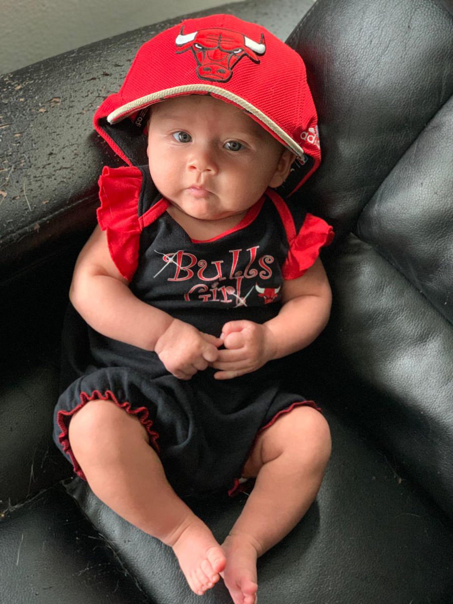 xAstaWKx's tweet photo. Gotta start them young 💯 #SeeRed #Bulls #7thPick 💀💀 https://t.co/zRucjf33Tx