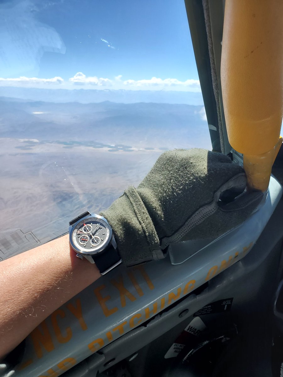 BremontMilitary's tweet photo. What a beautiful day to fly! The @Bremont C-17 military watch is looking right at home as well! #C17 #Globemaster #PilotWatch #LoadmasterWatch https://t.co/jDI1zbhdIU