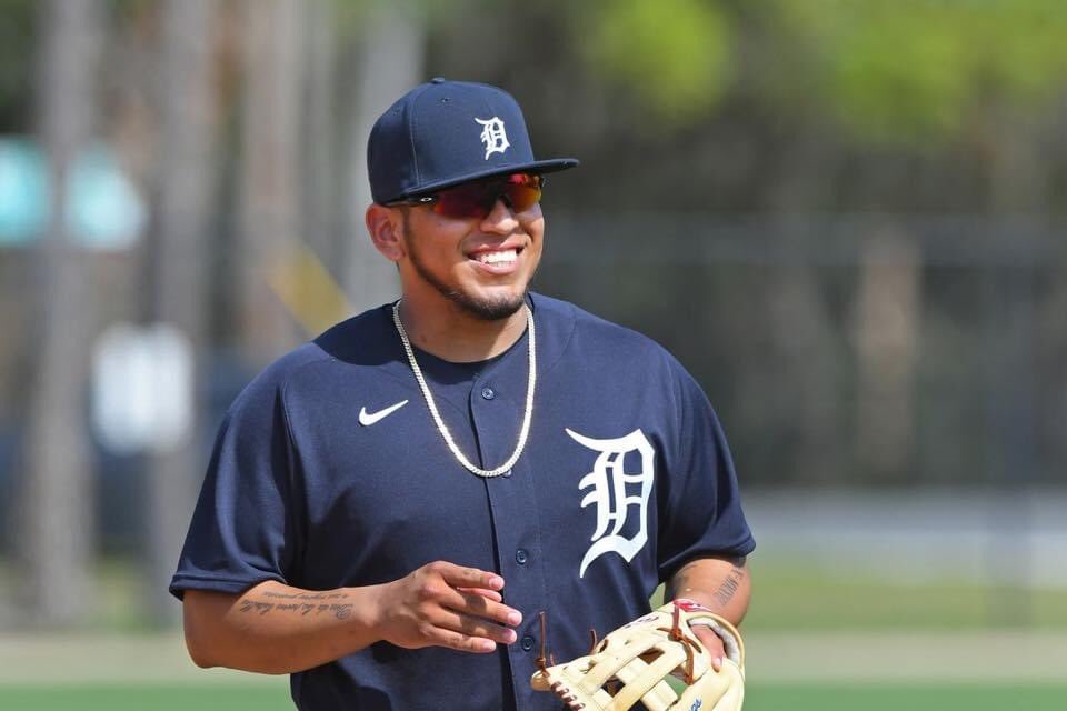 FEBeisbol's tweet photo. #MLB

‼️Llegó el llamado‼️

Los Tigres de Detroit anuncia el llamado al “Big Show” del sonorense Isaac Paredes.

El pelotero mexicano fue llamado junto con lanzadores Casey Mize y Tarik Skubal 🔥🇲🇽 https://t.co/wG63F8Hkxn