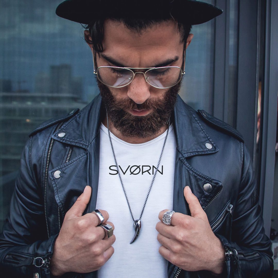 SvornDesign's tweet photo. Unlike anything
FENRIR pendant in Chrome Noir or Arctic Gold finish
https://t.co/7qstsVRBuN
 
#svorn #mensjewelry #streetstyle #streetwear #streetfashion #mensfashion #mensaccessories #mensstyle #leatherjacket #biker #bikerstyle #style #giftsforhim #gift #mensgifts #jewelry #gold https://t.co/WeG8eWf8BF
