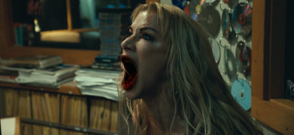 DailyDeadNews's tweet photo. Review: TEN MINUTES TO MIDNIGHT Transforms into a Thought-Provoking Contemplation of Life, Death, and the Gray Area In Between https://t.co/NnS80AeVXZ @ErikCBloomquist @PopcornFrights https://t.co/BOjH6Yvfph