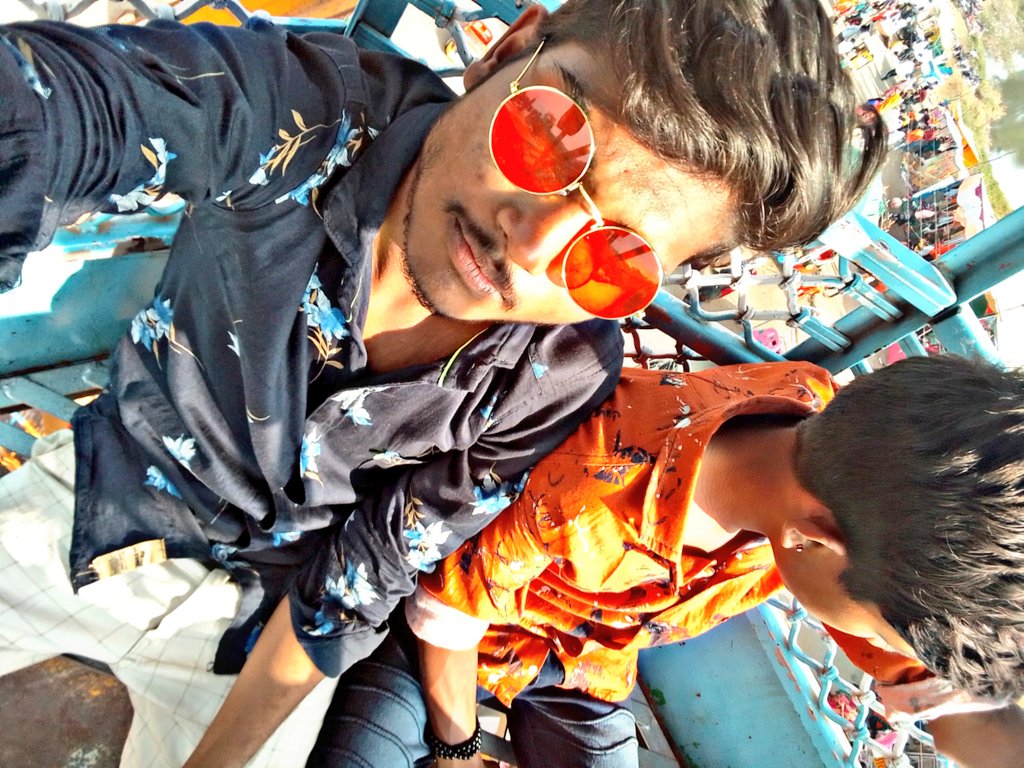 AjitPawara6 tweet picture