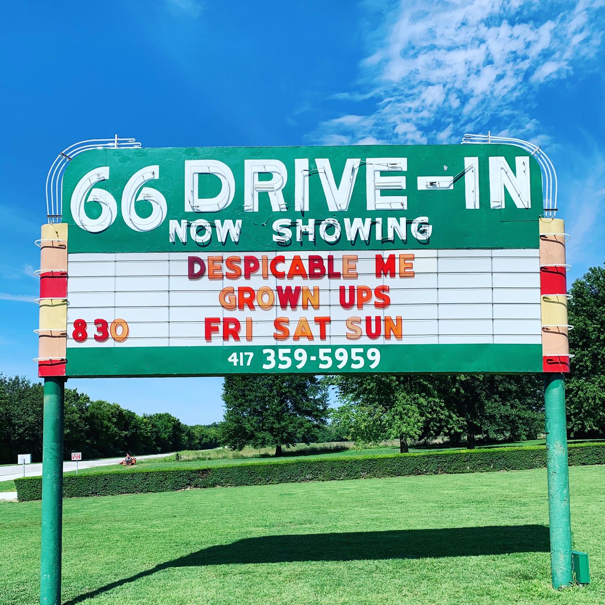 66_drive_In's tweet photo. This Friday Aug. 21 through Sunday Aug 23. Gates open at 7:30pm, showtime is 8:30pm

Age 13 and up is $8 
Age 6-12 is $4
Age 5 and under are Free

Rain or shine https://t.co/zfKmke0gDP