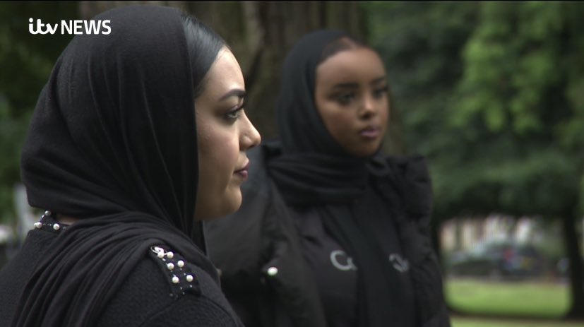 tahmeenaalam's tweet photo. ‘’They think you’re overreacting’’

Grateful for everyone talking to me about mental health in BAME communities during a pandemic and BLM. Yet, It’s a ‘taboo’ to seek help, and they say services lack the cultural understanding to help.

@ITVWales at 6pm 📺 https://t.co/xh9NAU65Qx https://t.co/akucpysHkl