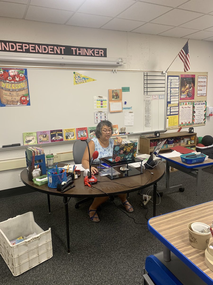 BusdWay's tweet photo. Hard at work #distancelearning2020 https://t.co/hUDwfBAup0