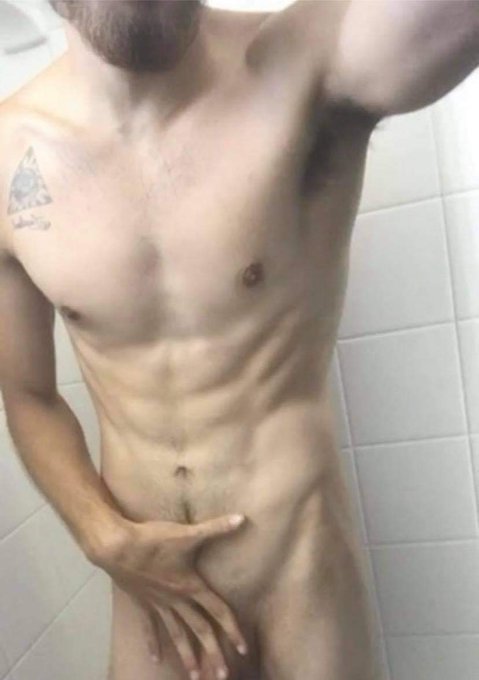 LADIES!! Go add tessarican69 on his new snapchat,we just filmed a video yesterday ! Show him some love
