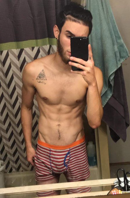 LADIES!! Go add tessarican69 on his new snapchat,we just filmed a video yesterday ! Show him some love