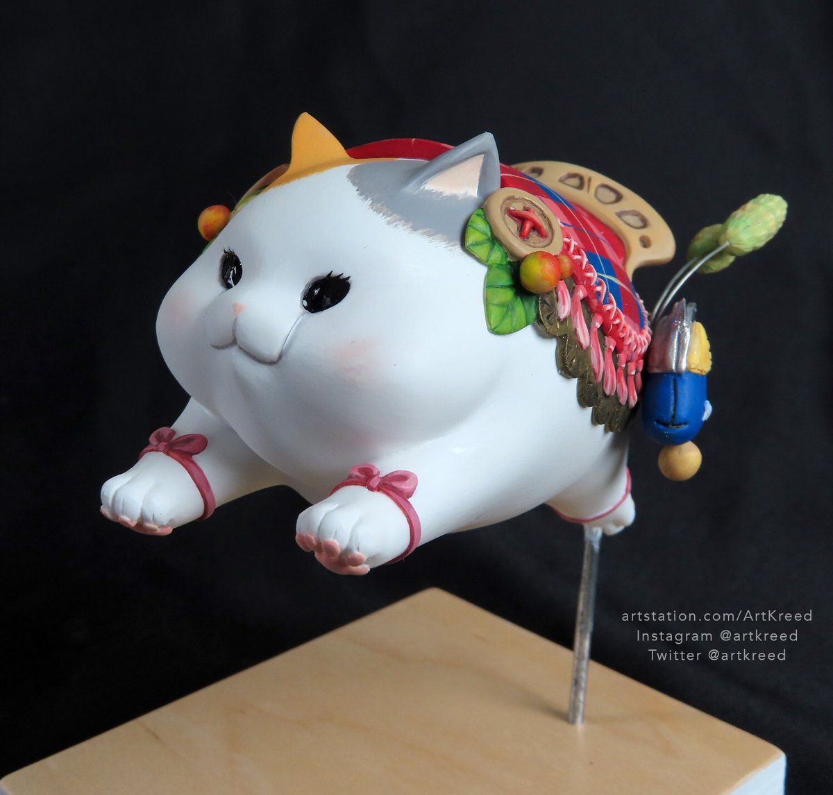 Artkreed's tweet photo. Clay sculpture of the Fat Cat mount from #ffxiv! Sidenote: the new patch was amazing... #fatcat #art #clay #fanart @FF_XIV_EN https://t.co/U1YJMmzY71