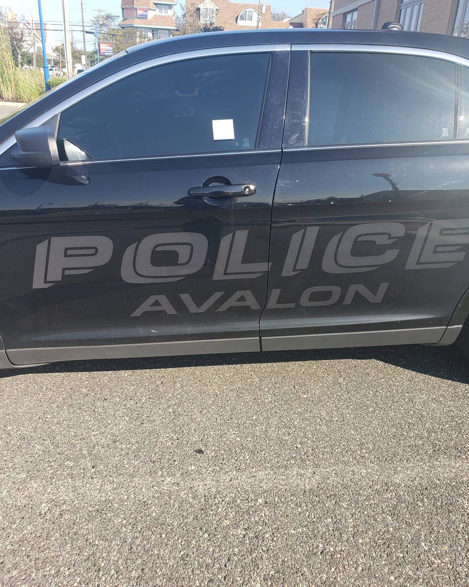StickEmUp4PD's tweet photo. Stopped by Avalon Police again! 
#stickemup4police #thinblueline #bluelivesmatter #backtheblue #defendthepolice #policelivesmatter #policepositivity #supportourpolice #bluelinesupporter #thinbluelinefamily https://t.co/FlUqx7syRC
