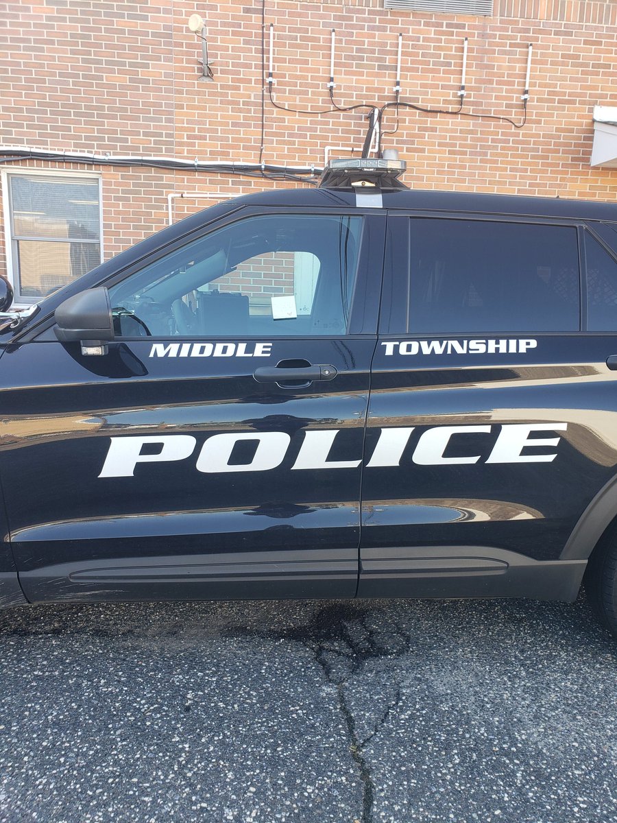 StickEmUp4PD's tweet photo. Thank you @MiddleTwpPolice for all you do for our community! We love and support you always! We have your back!
#stickemup4police #thinblueline #bluelivesmatter #backtheblue #defendthepolice #policelivesmatter #policepositivity #supportpolice #bluelinesupport #thinbluelinefamily https://t.co/kZnhKU5NTW