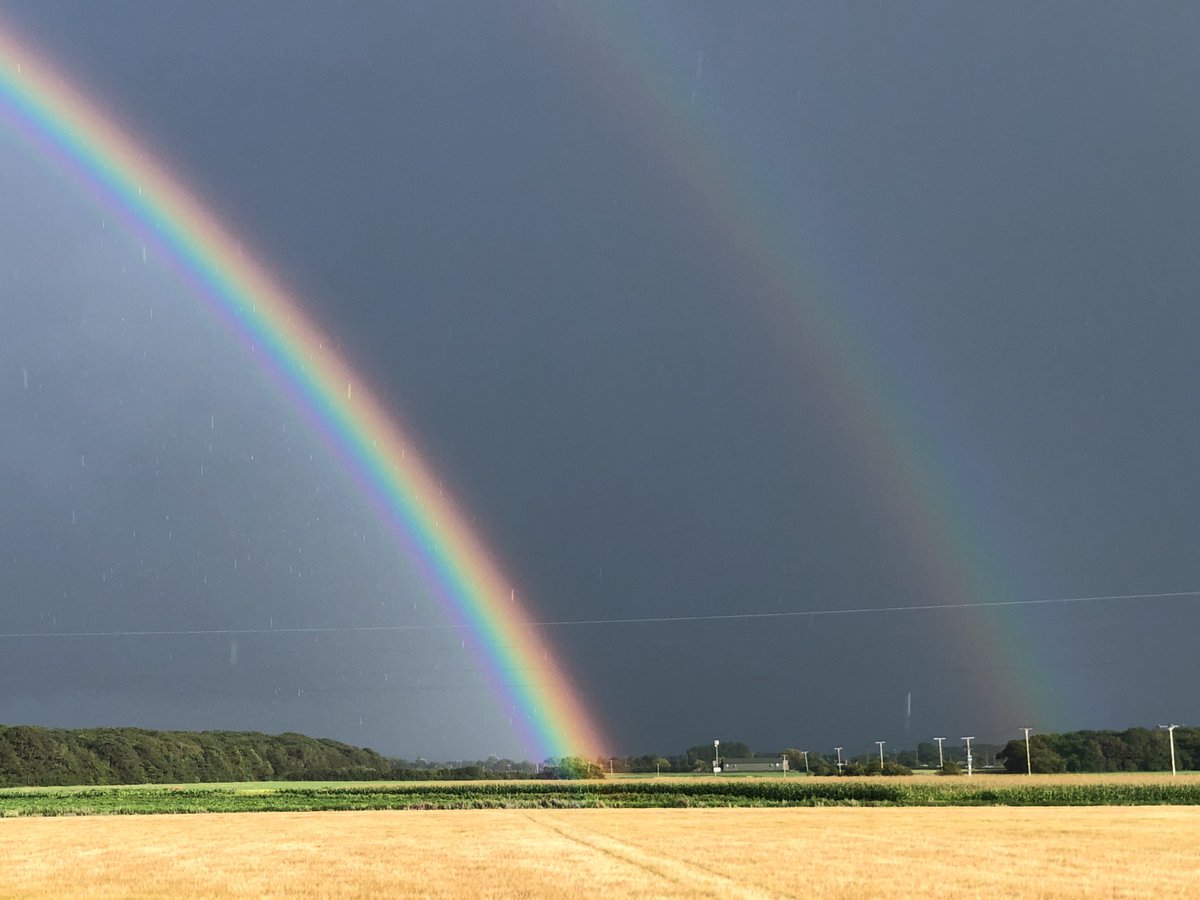 johnhow6's tweet photo. Stunning colours of the double rainbow this evening as the thunder storm set in across West Lancashire 🌈 @bbcweather #bbcweatherwatchers #westlancashire #lancashire #rainbow #thunderstorm https://t.co/liiAL8TA2U