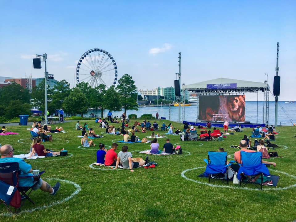 InnofChicago's tweet photo. Next Monday, Aug 24th, is the final night of Water Flicks at Navy Pier! Head to Lake Stage in Polk Bros Park for a showing of Cool Runnings at 6:30pm. 📽

📷: @navypier https://t.co/mO8n1rakmv