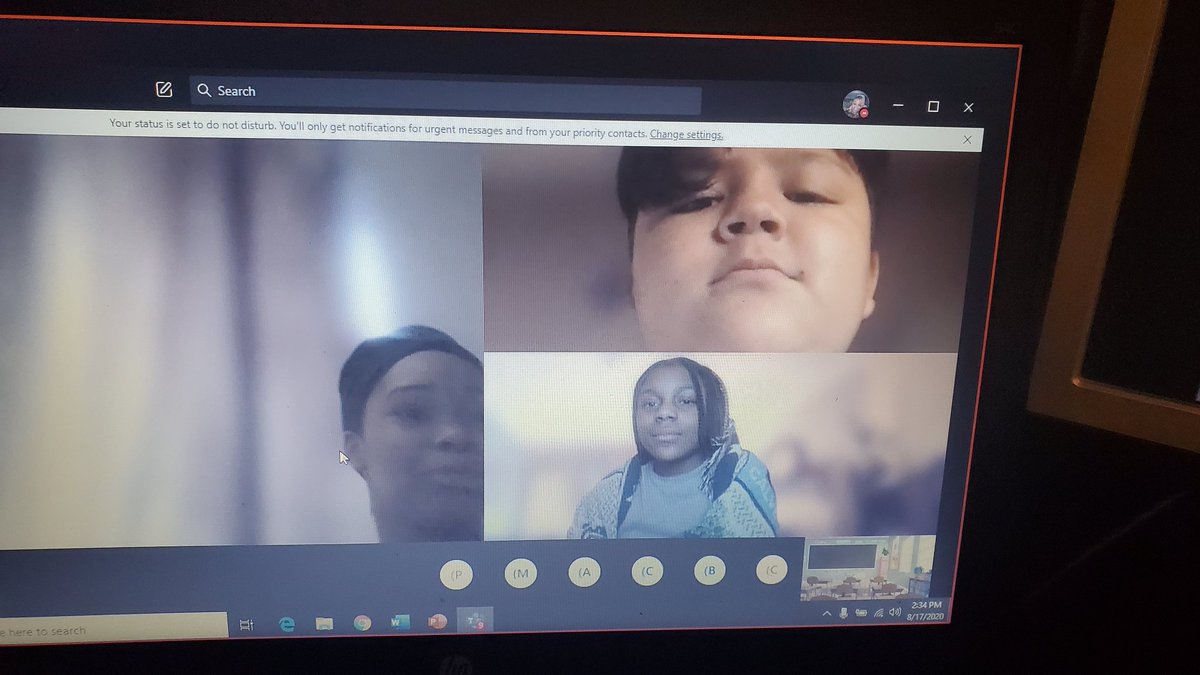 CharlotteD2018's tweet photo. #HAABSEFirstDay @CMMS_Hawks @HAABSE3 @FortBendISD 1st day of Virtual Learning @ FBISD, Christa McAuliffe went well! Ready for tomorrow! Great Backgrounds! https://t.co/gTY3H1wH3h