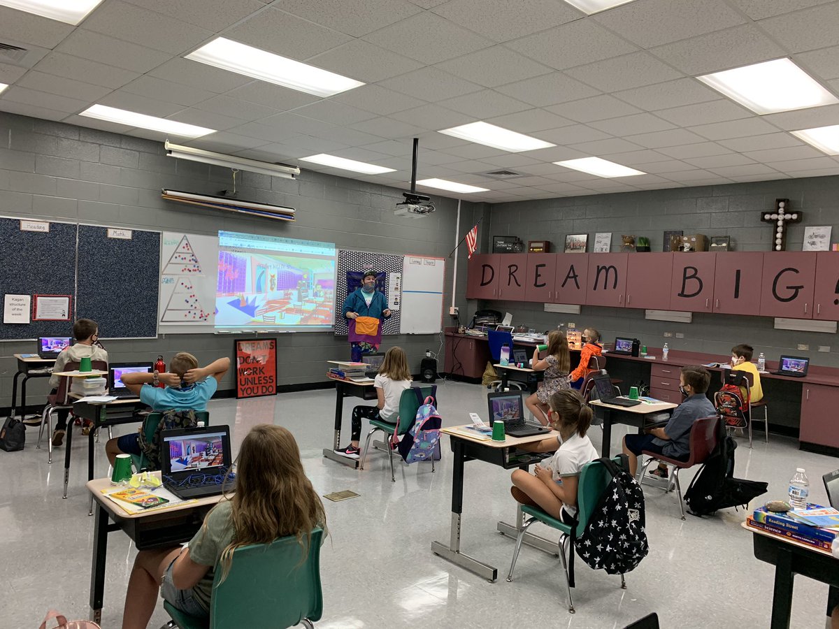 cbbpayne's tweet image. We had a wonderful #MAfirstday Special thanks to the entire #JOfamily! @MACSchools