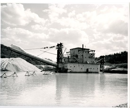 oldlogchurch's tweet photo. Happy Discovery Day Yukon ! This photo was likely taken in the Klondike Gold Fields. #Yukon #DiscoveryDay #Klondike https://t.co/jklcXJnzkj