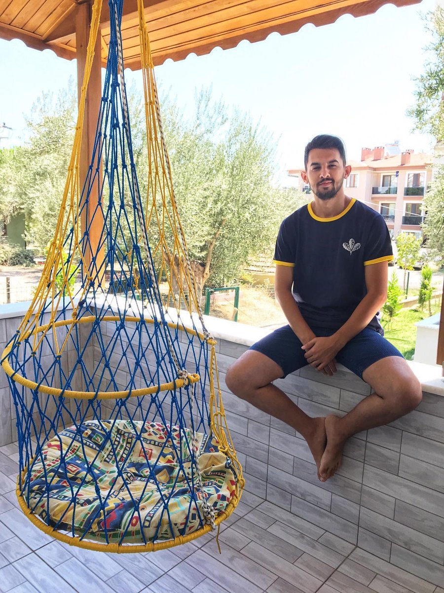 🟡🔵 Harika bir çekiliş ile sizlerleyiz. Sekiz Numara’nın; %100 pamuk ve nakış detaylı, bizim de çok  beğendiğimiz “Palamut” ürününü 1 takipçimize hediye ediyoruz. 🎁 

Şartlar; 

📌 <a href="/sekiz8numara/">Jose Forma</a> ve <a href="/Fener10line/">Fener10line</a> hesaplarını takip et.

📌Bu tweeti RT’le.

Son Katılım: 24 Ağustos