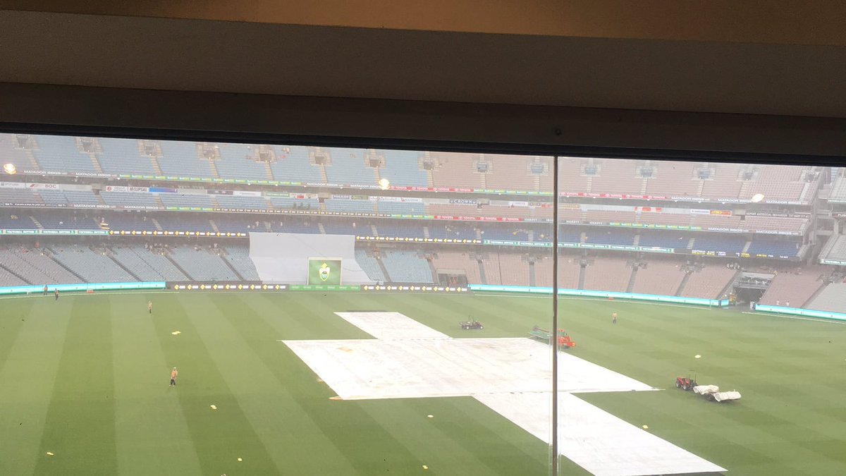 Aus vs Pak, MCG, 2016. A dramatic win for Australia. It rained on day 1, 2 and 4. But the ground drainage facilities made sure there were at least 50 overs on day-two. In hindsight, if 15 more overs were lost, the game would have been drawn.  #AusvPak