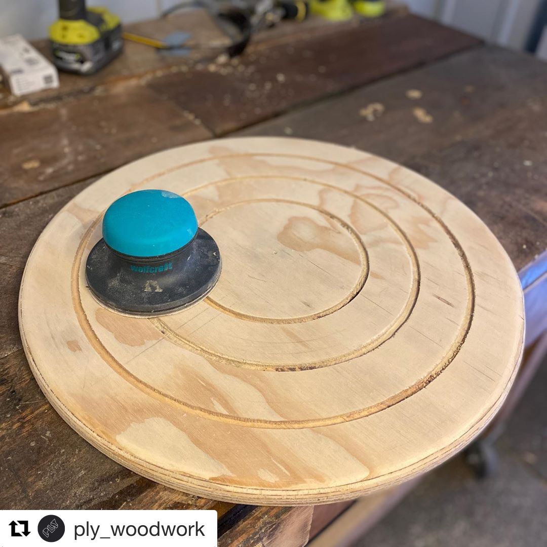wolfcraftFrance's tweet photo. Une cale à poncer ergonomique, bien utile pour tous vos projets ! 💪😲
Merci @ply_woodwork pour le partage ! 😜👍
👉 Référence 5894000 👈
#Ponçage #Poncer #PonceuseAMain #Universelle #wolfcraft #abrasif #diy #bricolage #TravailDuBois #wolfcraft #wolfcraftFrance https://t.co/An59vSq3bm