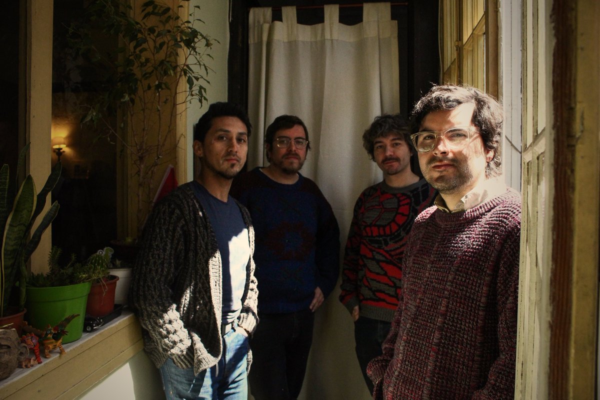 Desde Chile, @Maifersoni nos presenta el sencillo "La Sabiduría del Agua" junto con un #playlist que nos acerca a sus influencias. Escuchen: bit.ly/3aF7ySU