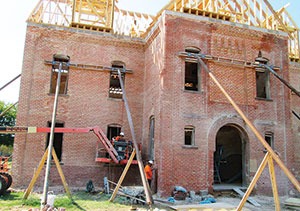 MasonryMagazine's tweet photo. This #MASONRYMonday, check out #MASONRYMagazine's Case Study on the Restoration of the Historic Chickasaw Nation Boarding School here: https://t.co/5DYxSHLa0r https://t.co/4LK7TIvXD6